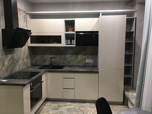 Кухня ваниль golaine