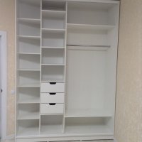 Прямой шкаф белый