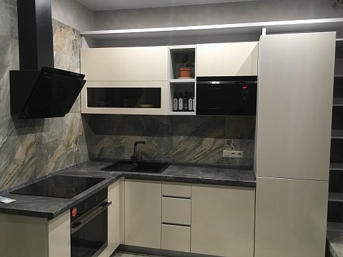 Кухня ваниль golaine