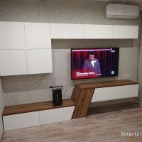 Стенка темно белая