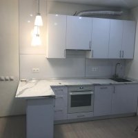 Кухня угловая белый глянец